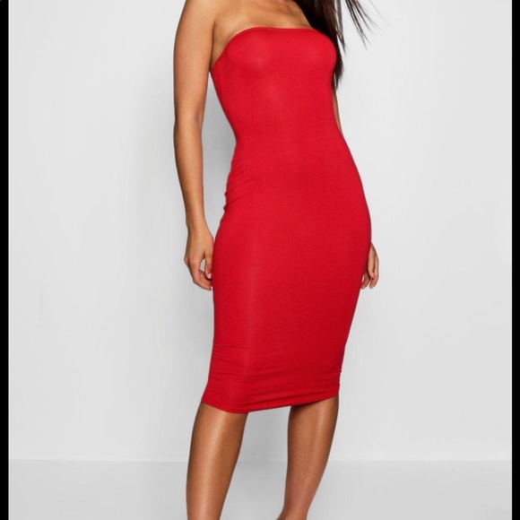 Strap less red dress - Picture 3 of 3